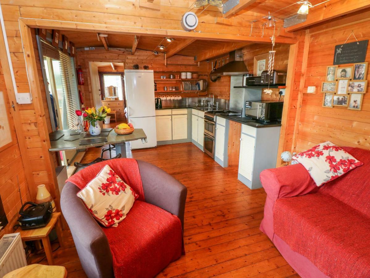 The Lodge Milford Haven Eksteriør billede